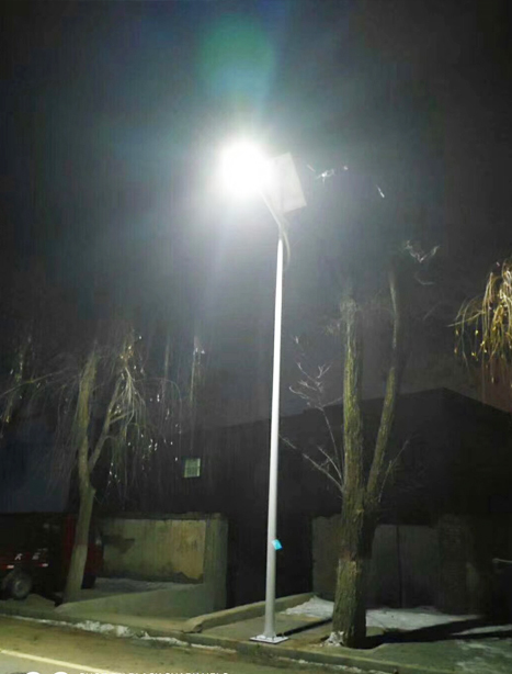 积石山县庆阳太阳能路灯项目